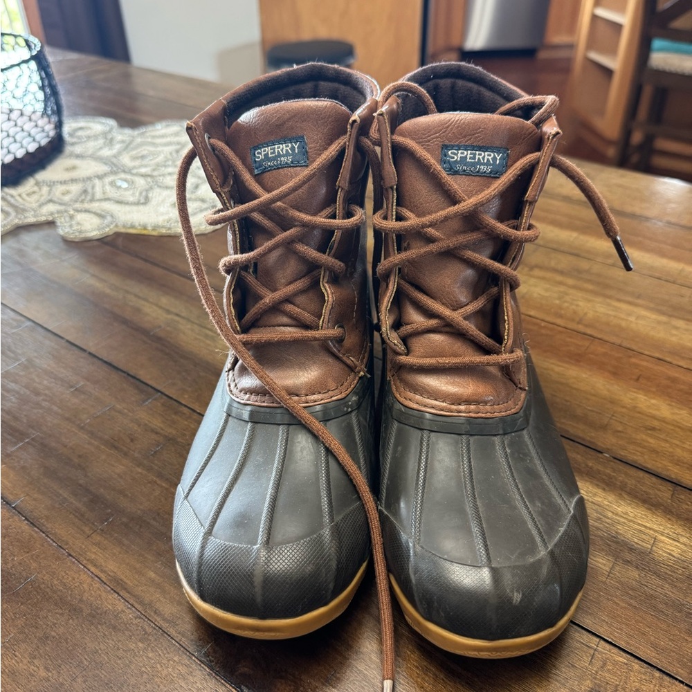 Sperry Brown and Black Waterproof Boots